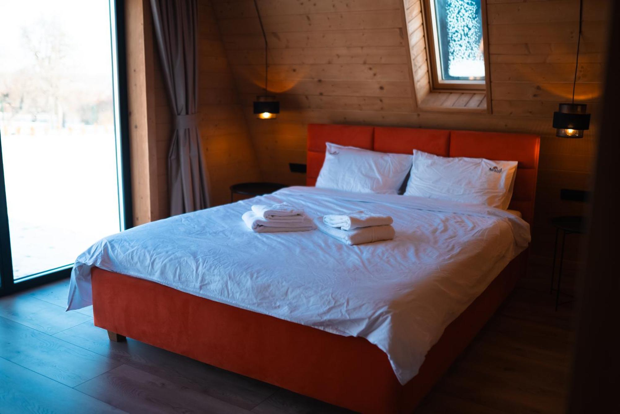 Vino Chalets Bran Sohodol  Exterior photo